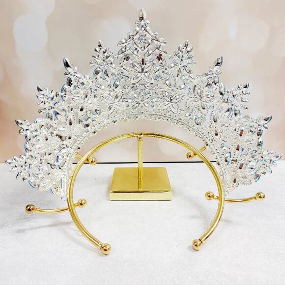 Mermaid crown, Fairy headpiece, bridal wedding crown, stunning silver crown